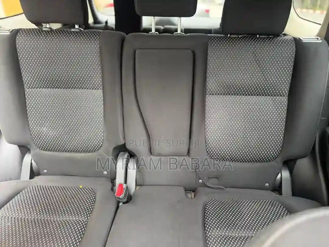 Mitsubishi Outlander 2018 Blue - Vue 6