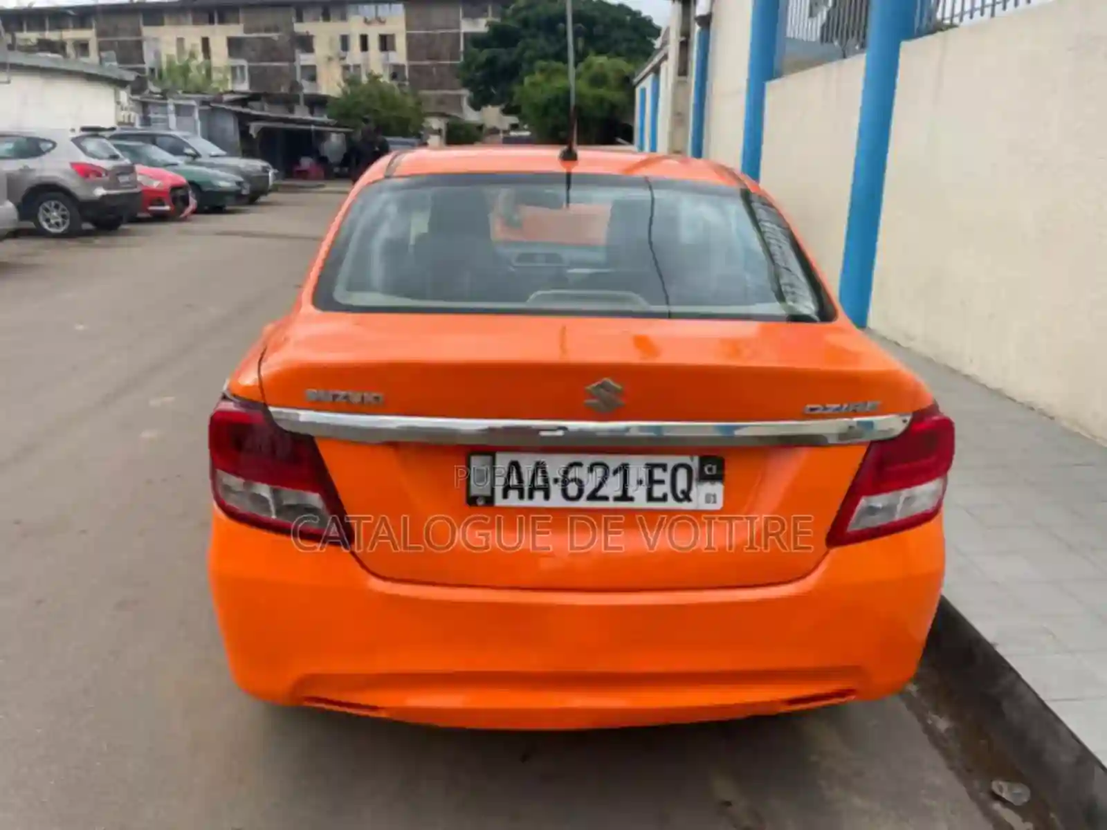 Suzuki Dzire 2024 Orange - Vue 2