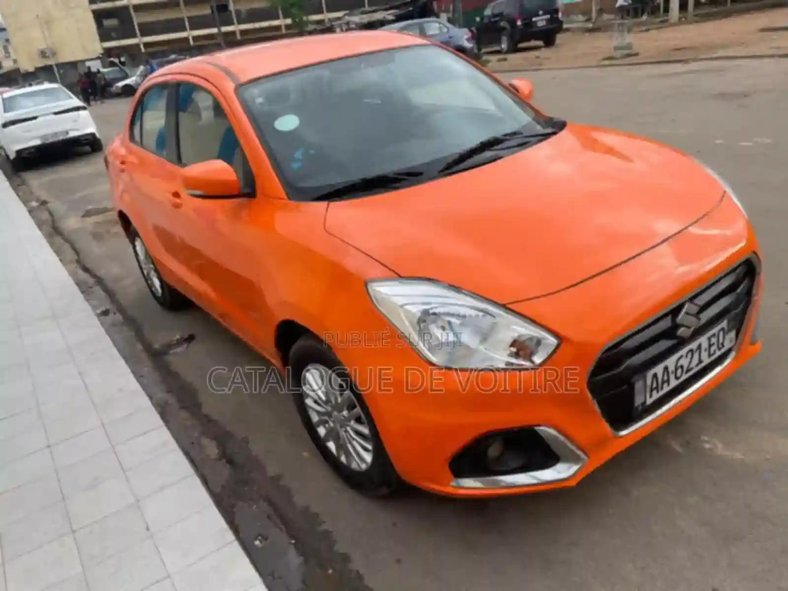 Suzuki Dzire 2024 Orange - Vue 8