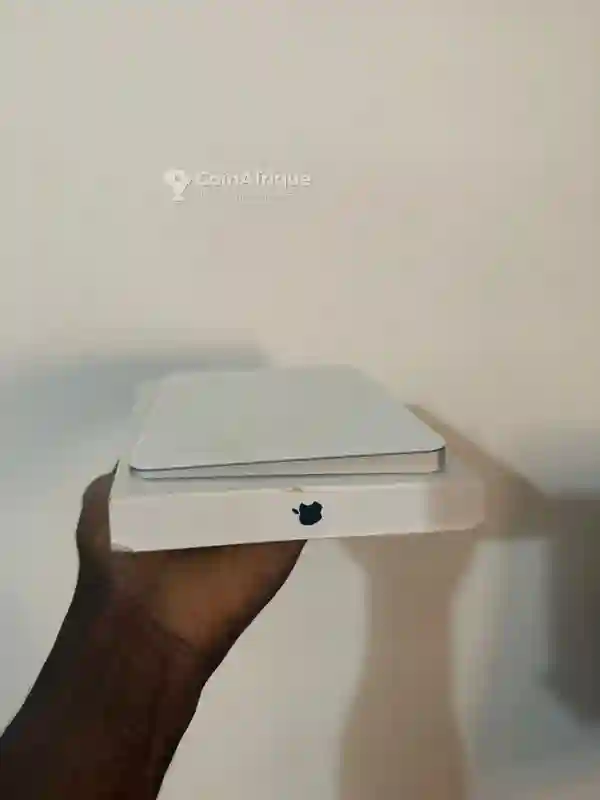 Apple Magic Tracpad - Vue 3