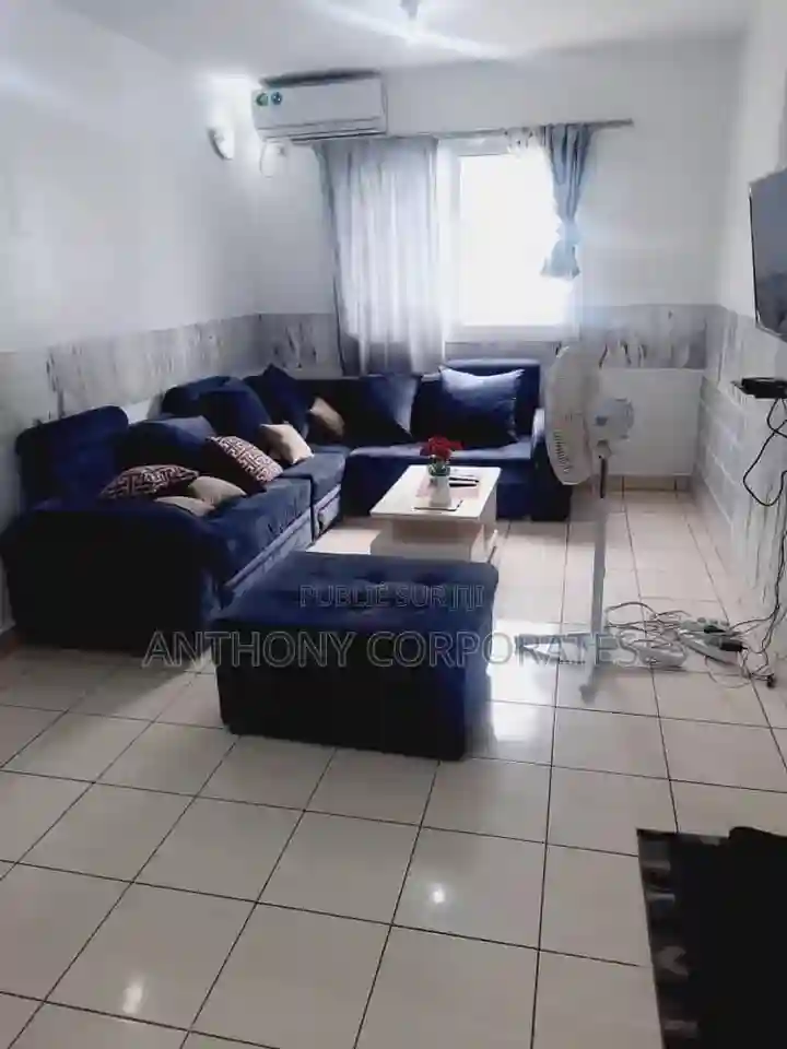 Furnished 3chbre Appartement Dans Anthony Herve Cocody à Louer - Vue 3