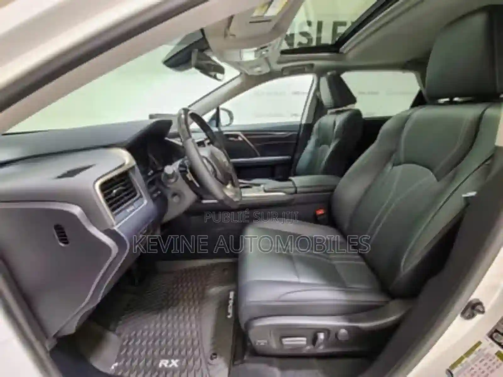 Lexus RX 300 2022 Blanc - Vue 4