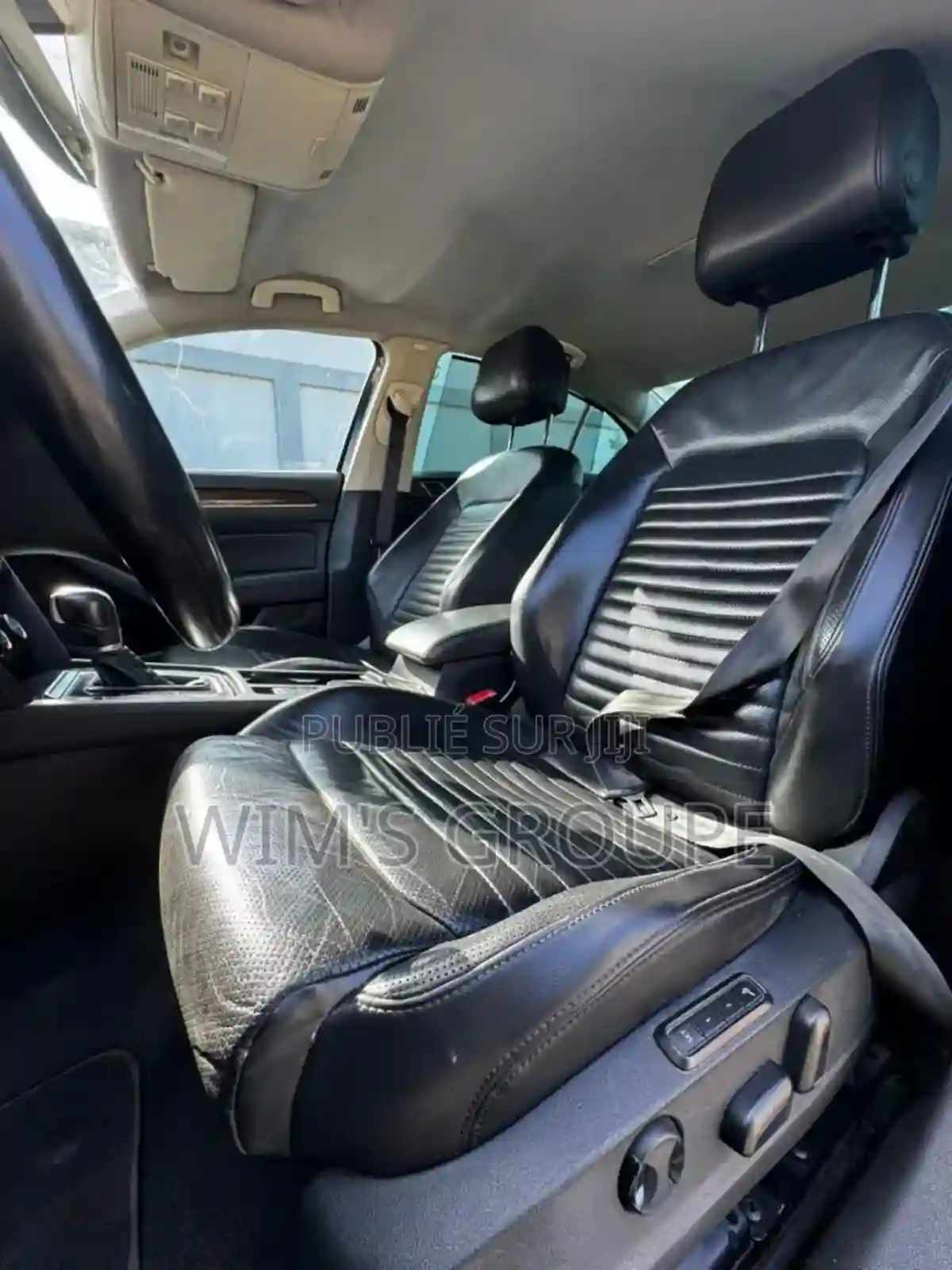 Volkswagen Passat 2018 Blue - Vue 1