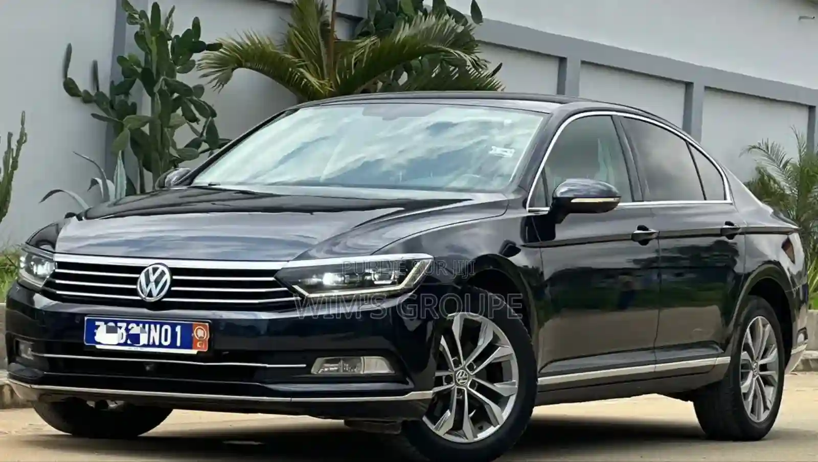 Volkswagen Passat 2018 Blue - Vue 2