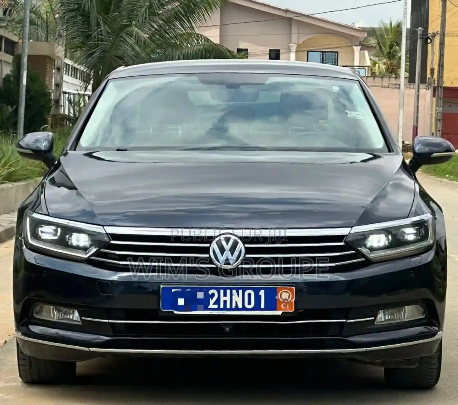 Volkswagen Passat 2018 Blue - Vue 3