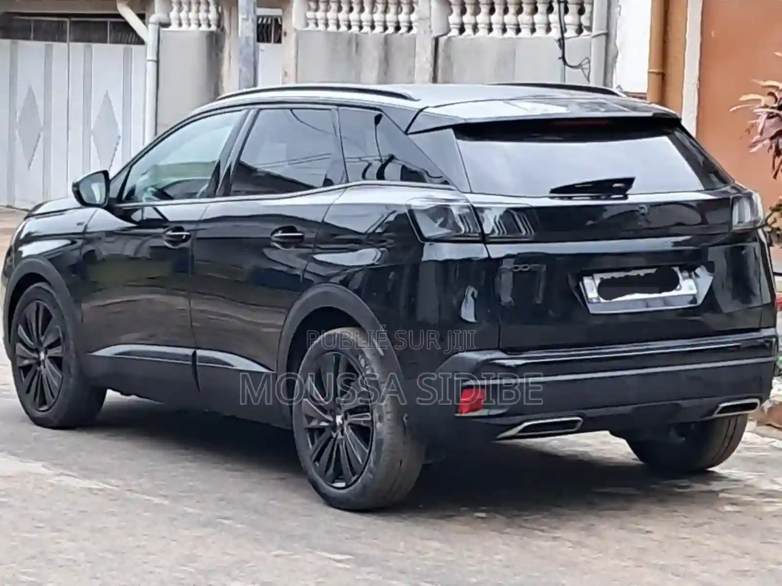 Peugeot 3008 2021 Noir - Vue 3