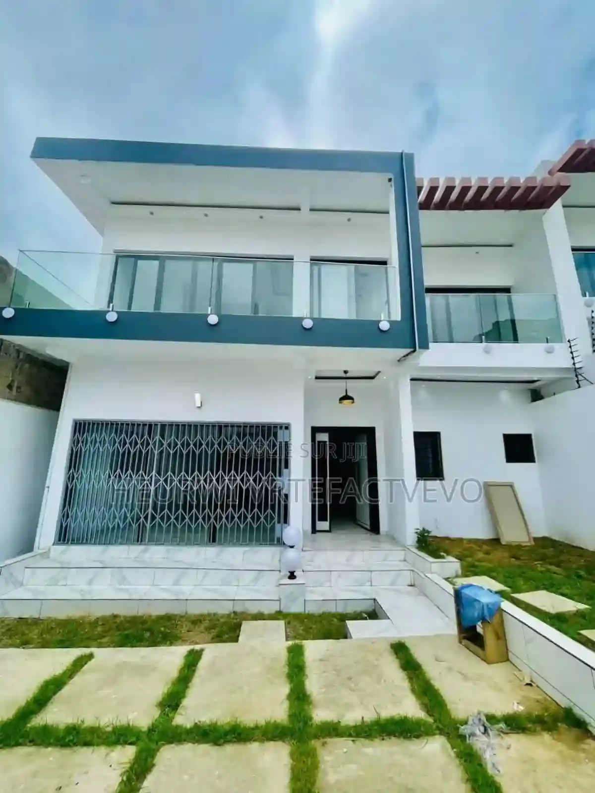 7chbre Duplex Dans Yozalem Cocody à Vendre - Vue 1