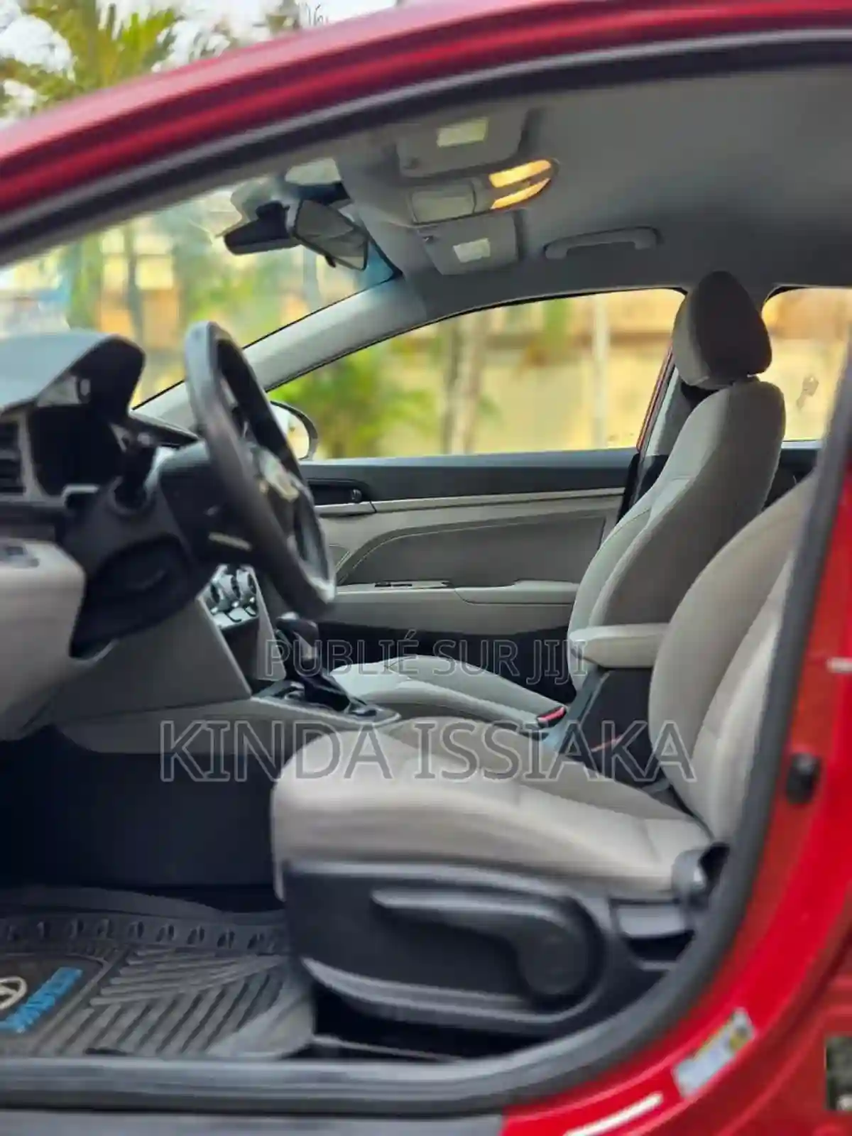 Hyundai Elantra ECO 2019 Rouge - Vue 1