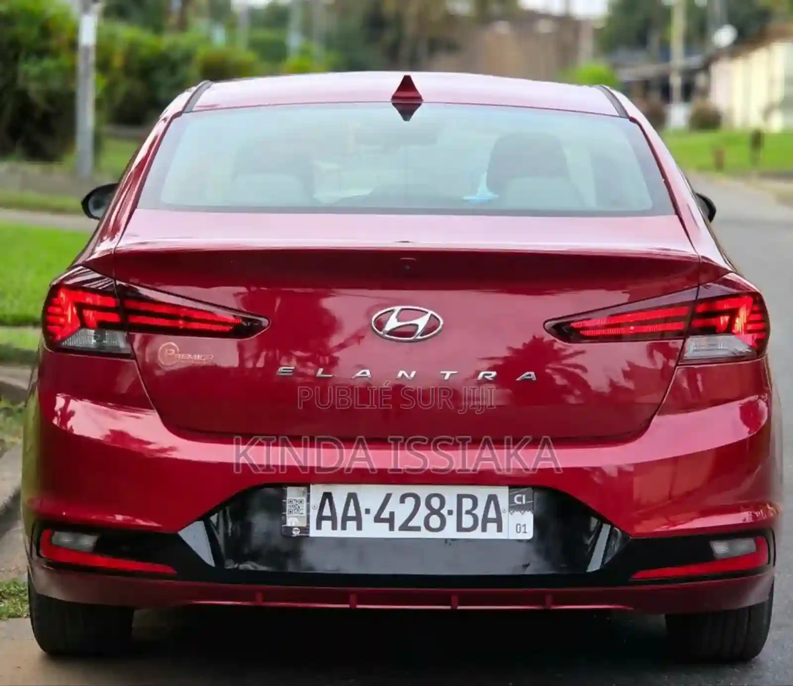 Hyundai Elantra ECO 2019 Rouge - Vue 2