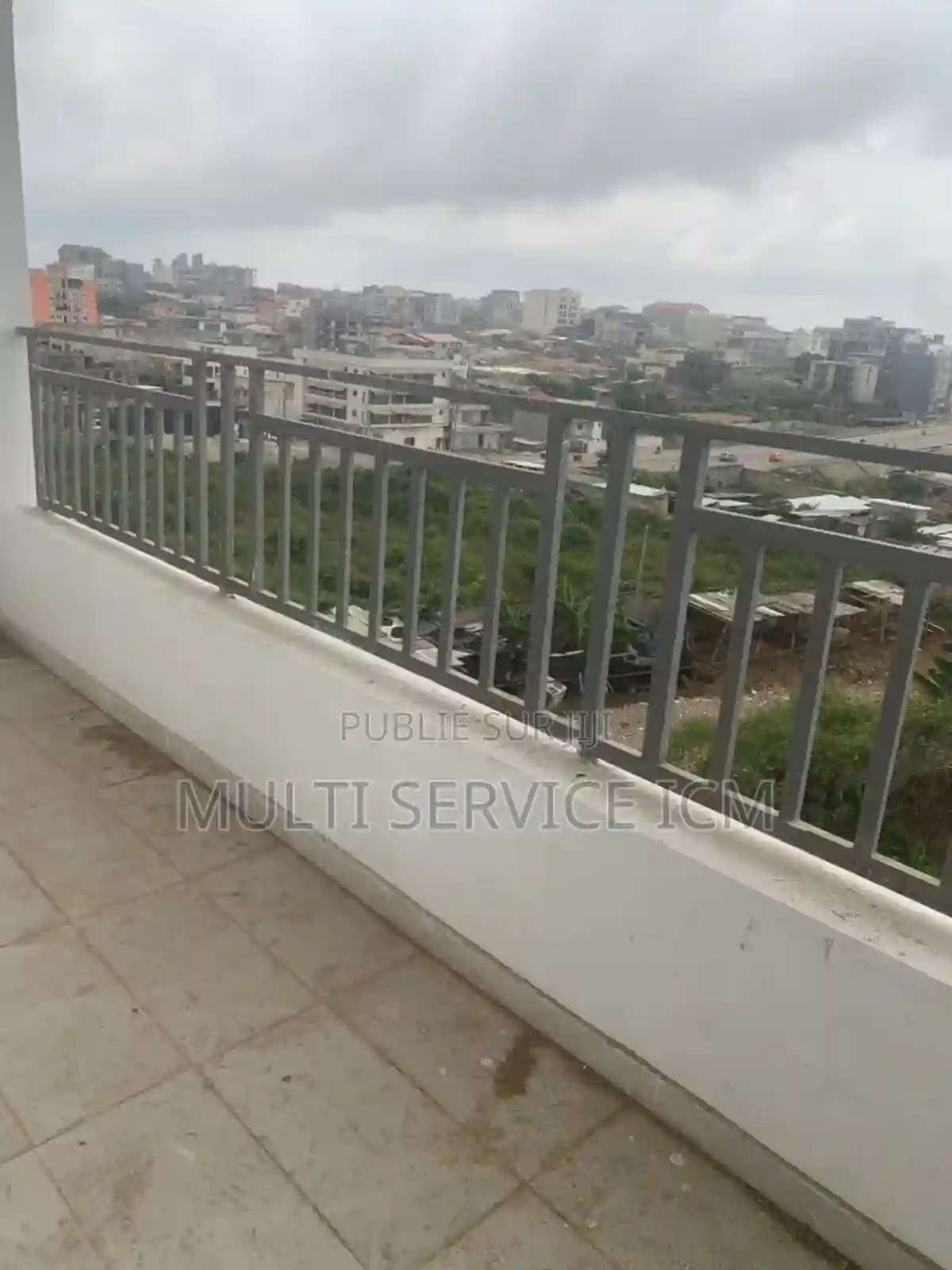 3chbre Appartement Dans Cocody à Vendre - Vue 4