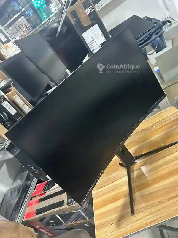 Moniteur Gaming MSI Optix Mag321cqr"