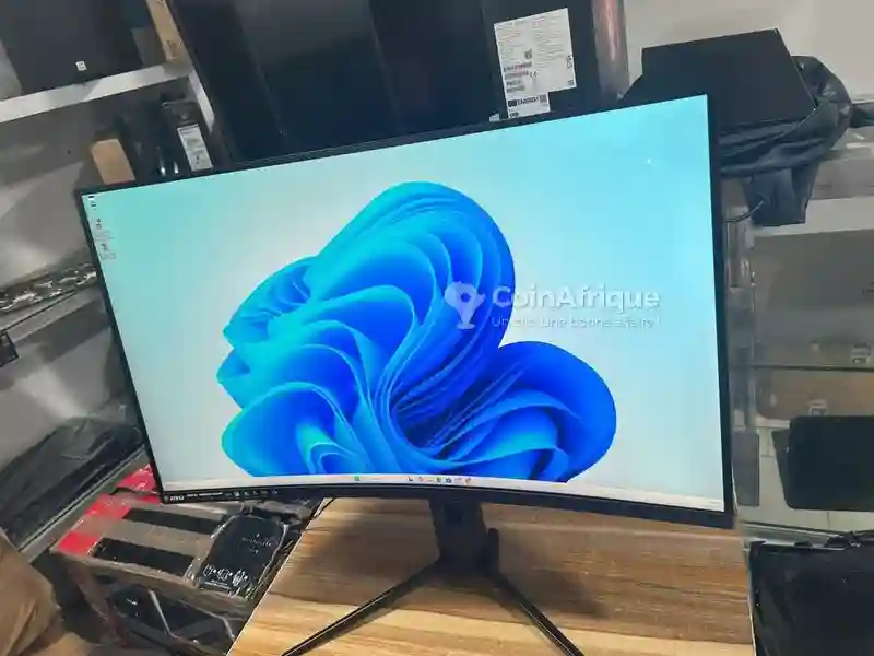 Moniteur Gaming MSI Optix Mag321cqr" - Vue 2