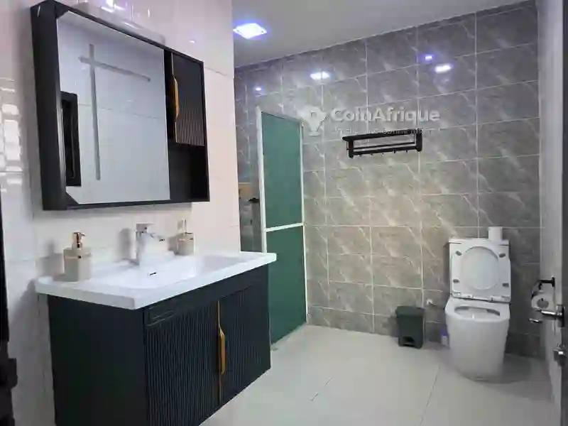 Location Appartement 2 Pièces à Cocody Riviera 3