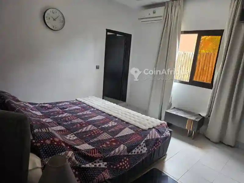 Location Appartement 2 Pièces à Cocody Riviera 3 - Vue 2