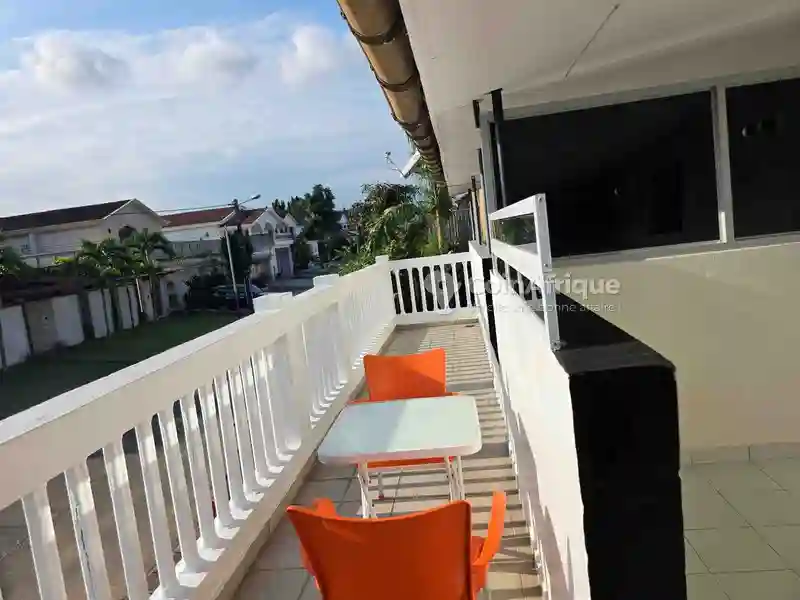Location Appartement 2 Pièces à Cocody Riviera 3 - Vue 6