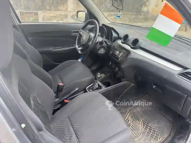 Suzuki Swift 2022 - Vue 5