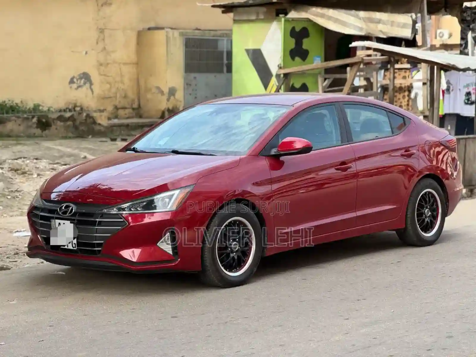 Hyundai Elantra 2020 Rouge - Vue 3