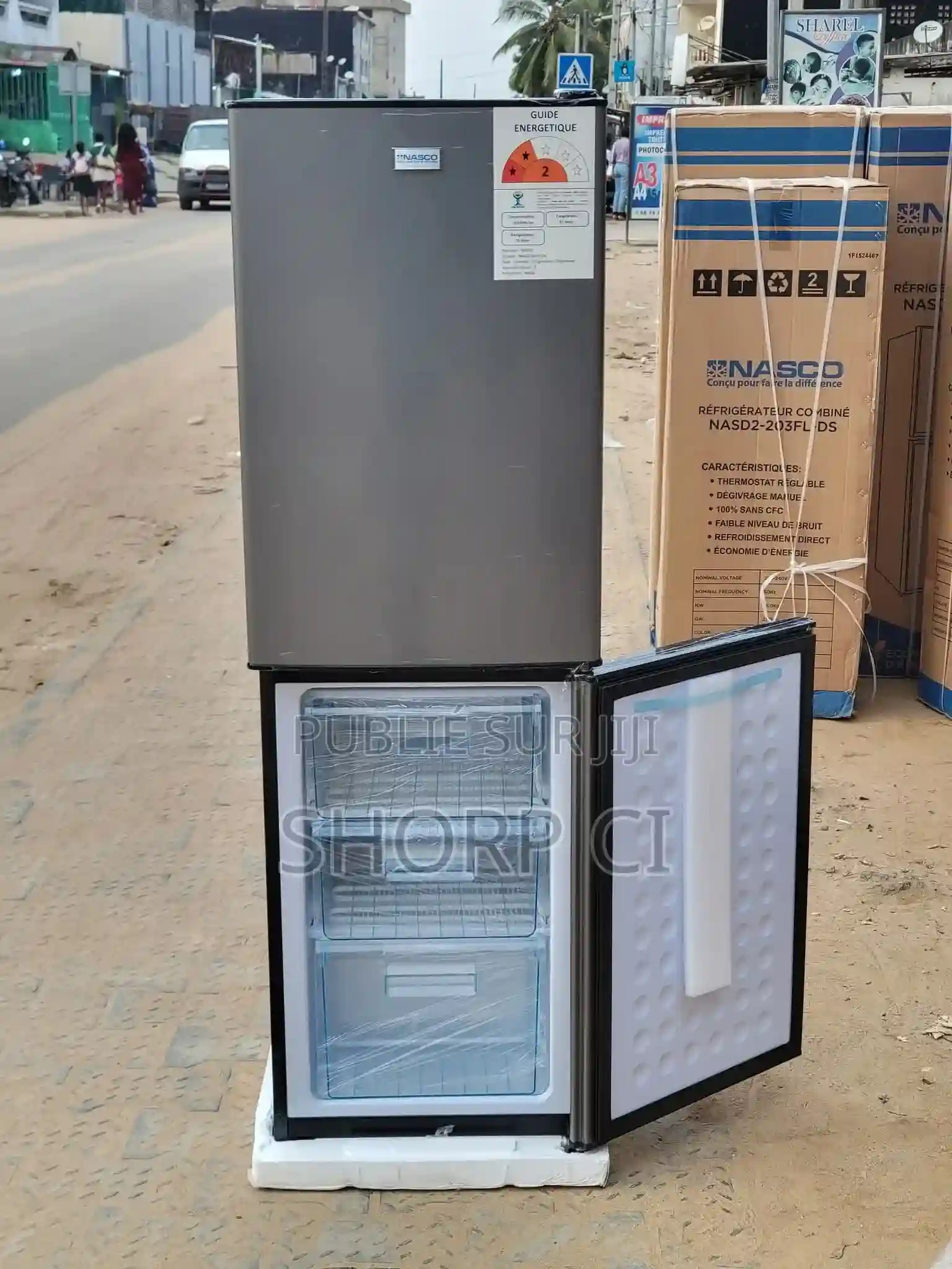 Réfrigérateur - Vue 1