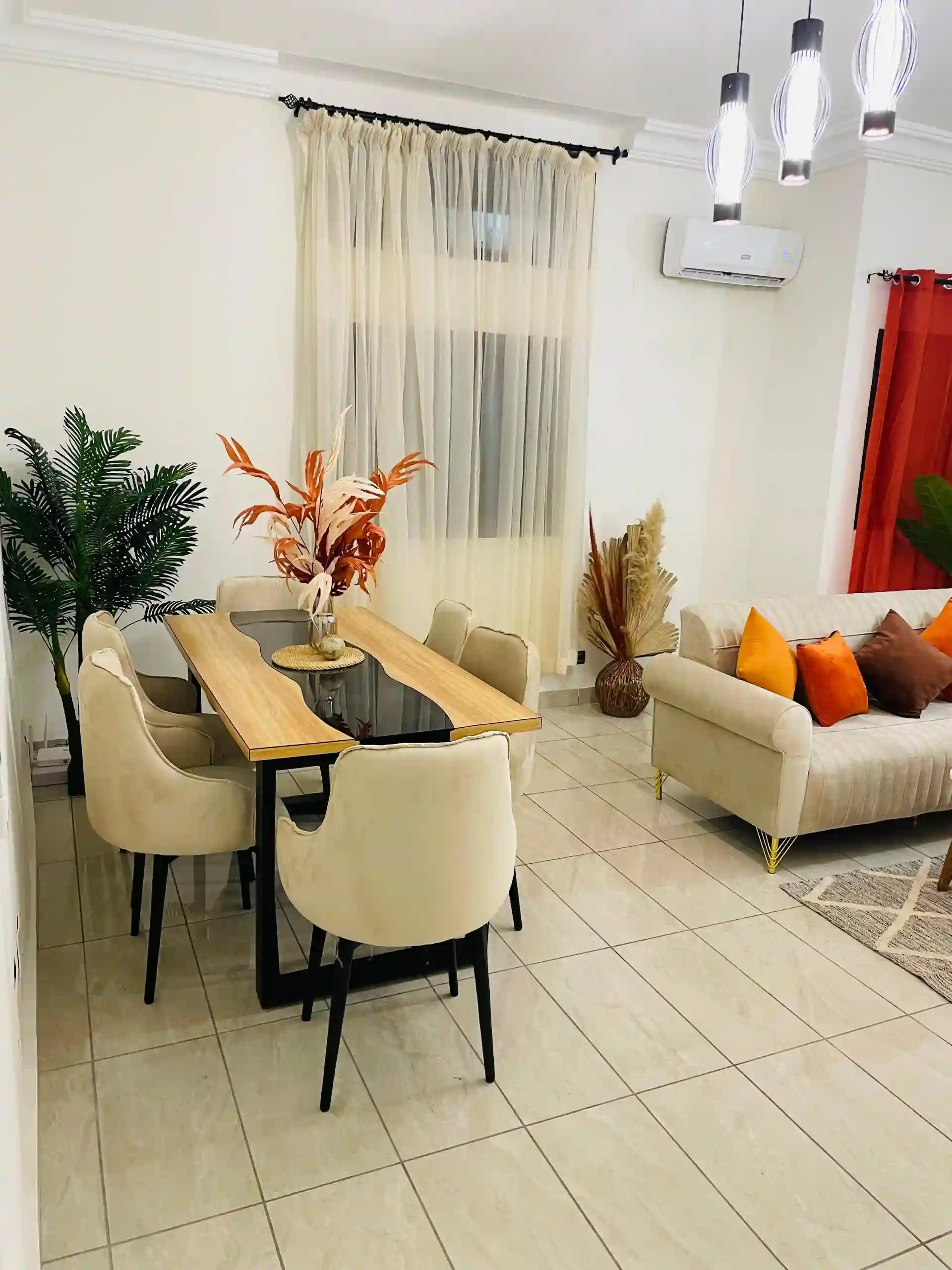appartements 3 pièces entièrement meublés Cocody Riviera Palmeraie / Carrefour Guiraud - Vue 1