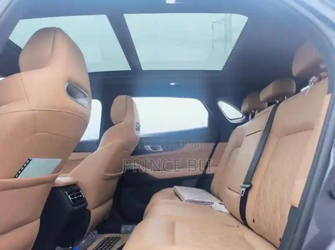 Changan Uni-t 2023 Gris - Vue 2