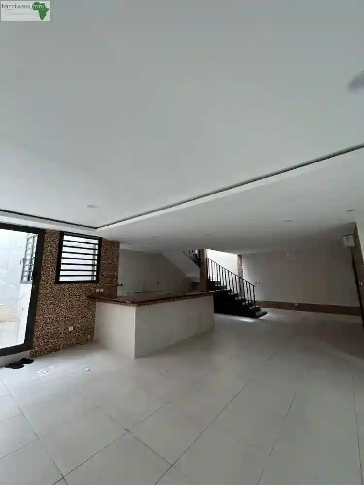Villa Duplex Neuve Avec Jardin – 3 Chambres - Vue 2