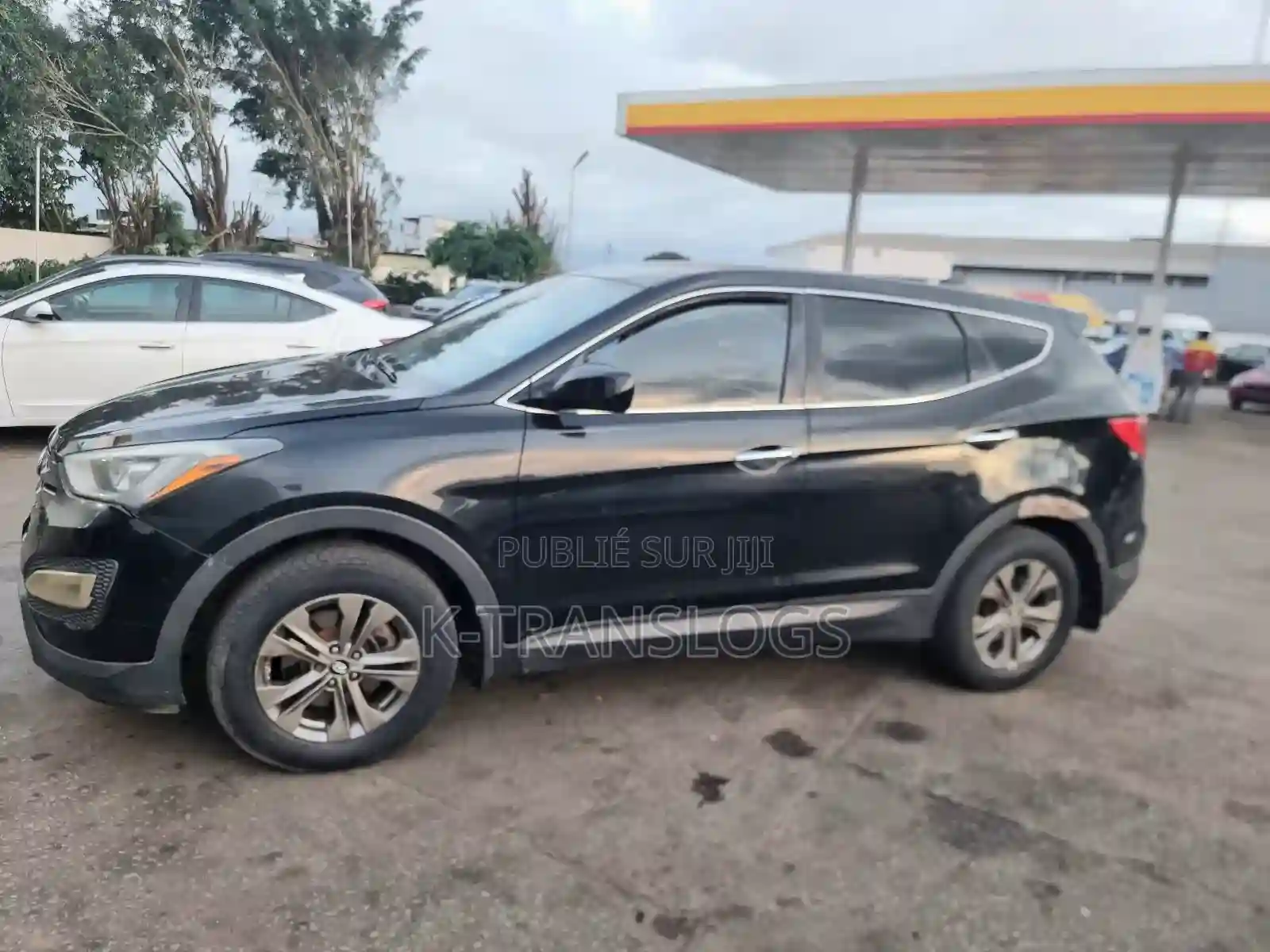 Hyundai Santa Fe SE AWD 2016 Black - Vue 1