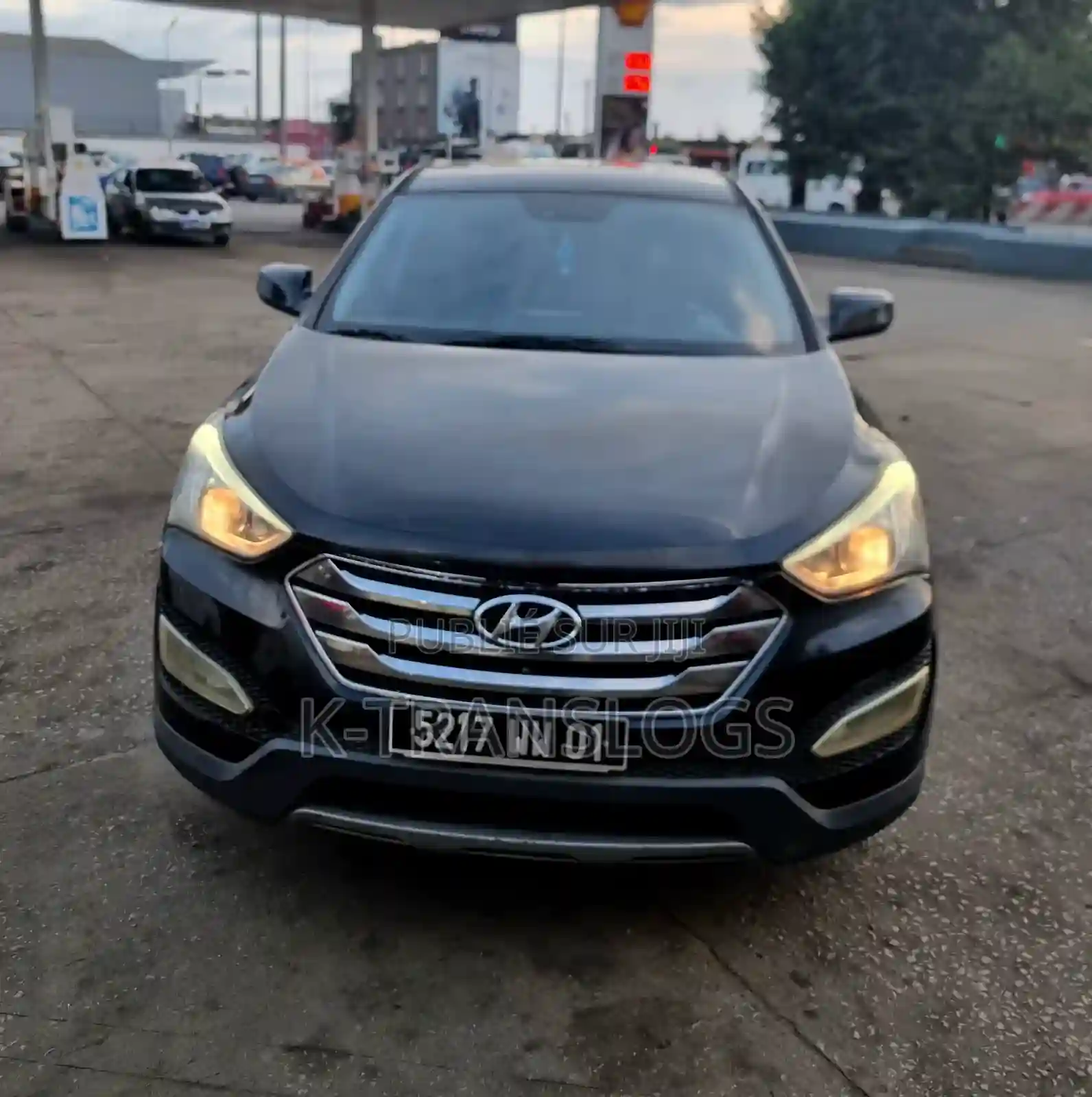 Hyundai Santa Fe SE AWD 2016 Black - Vue 2