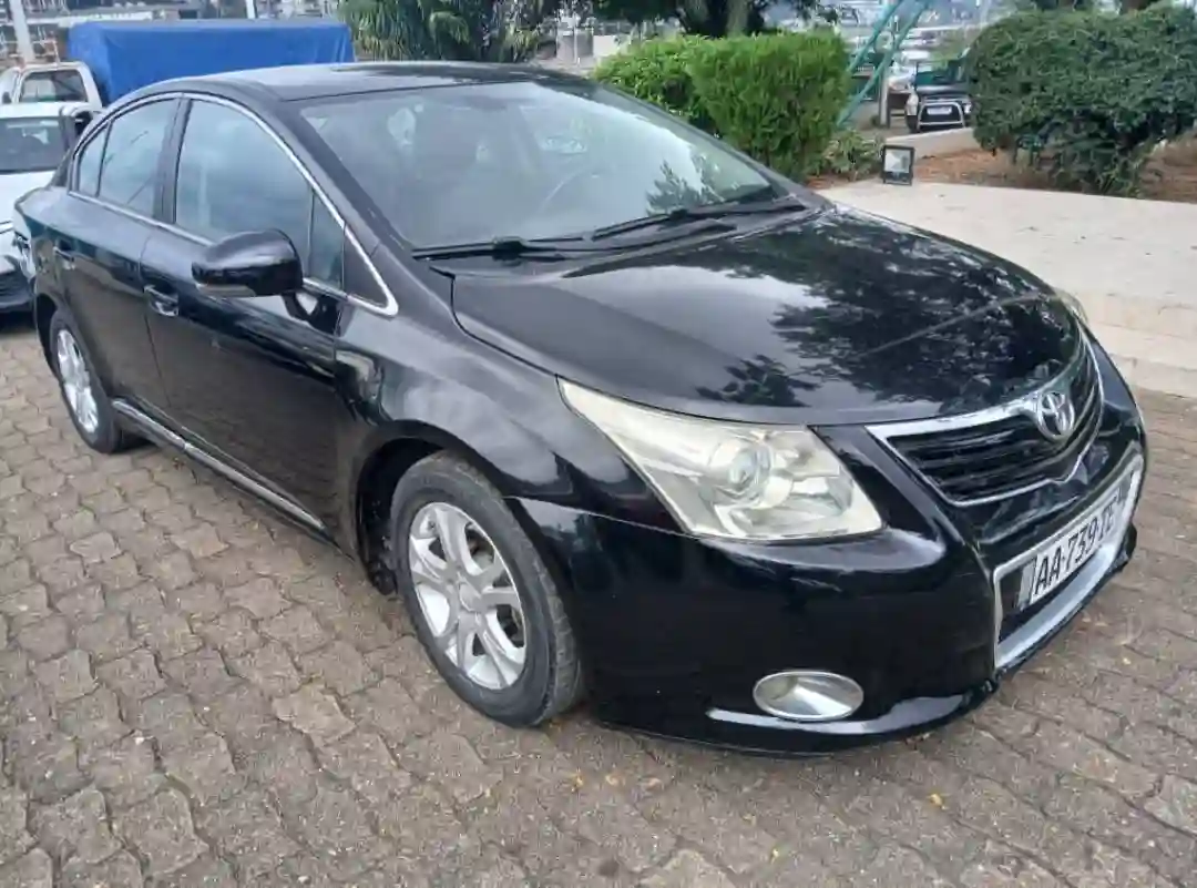 TOYOTA AVENSIS EN VENTE  - Vue 1