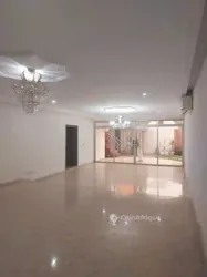 Vente Villa Duplex 8pièces Avec Piscine à Cocody les Arcades 3