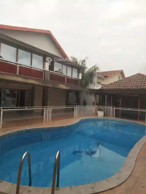 Vente Villa Duplex 8pièces Avec Piscine à Cocody les Arcades 3 - Vue 5