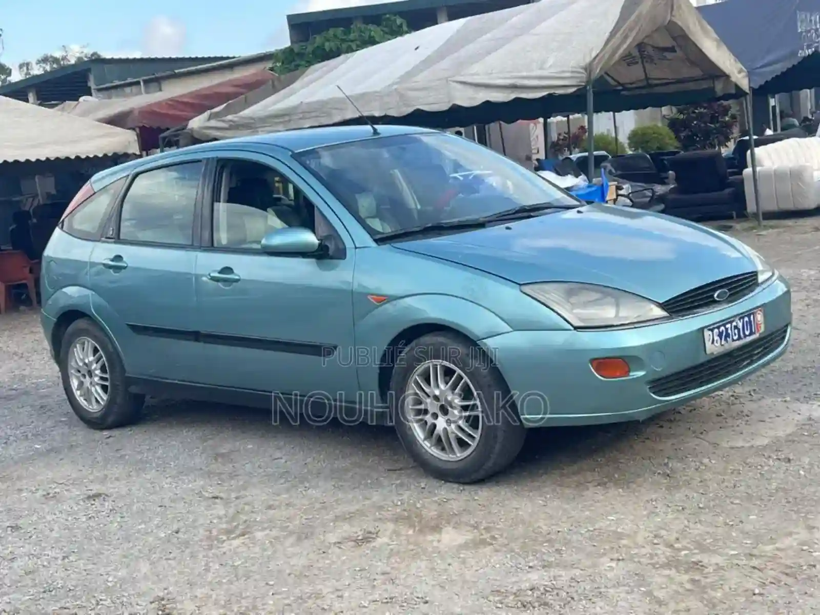 Ford Focus 2002 Vert - Vue 3