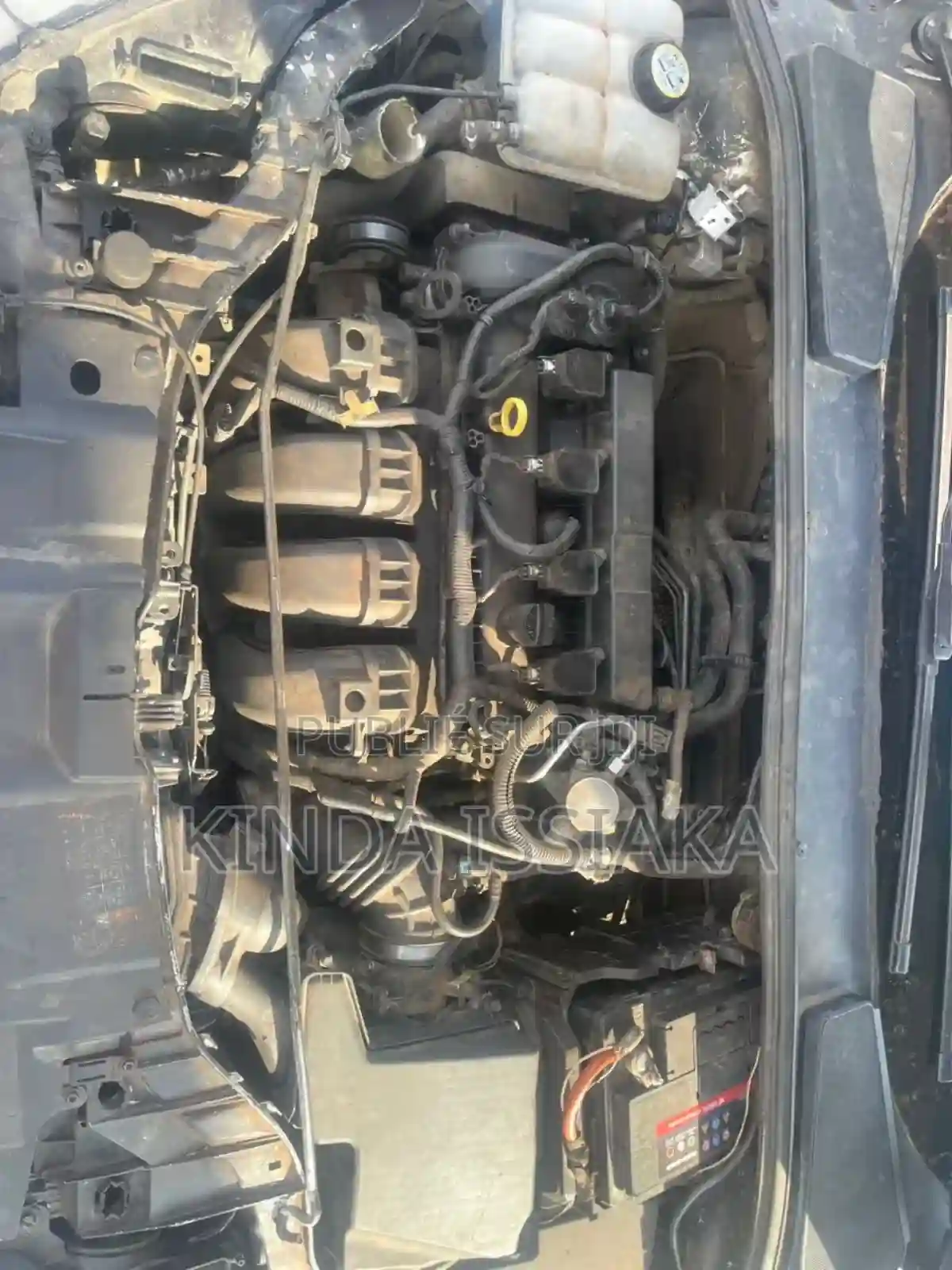 Ford Focus S Sedan FWD (20l 4cyl 5M) 2016 Blanc Cassé - Vue 1