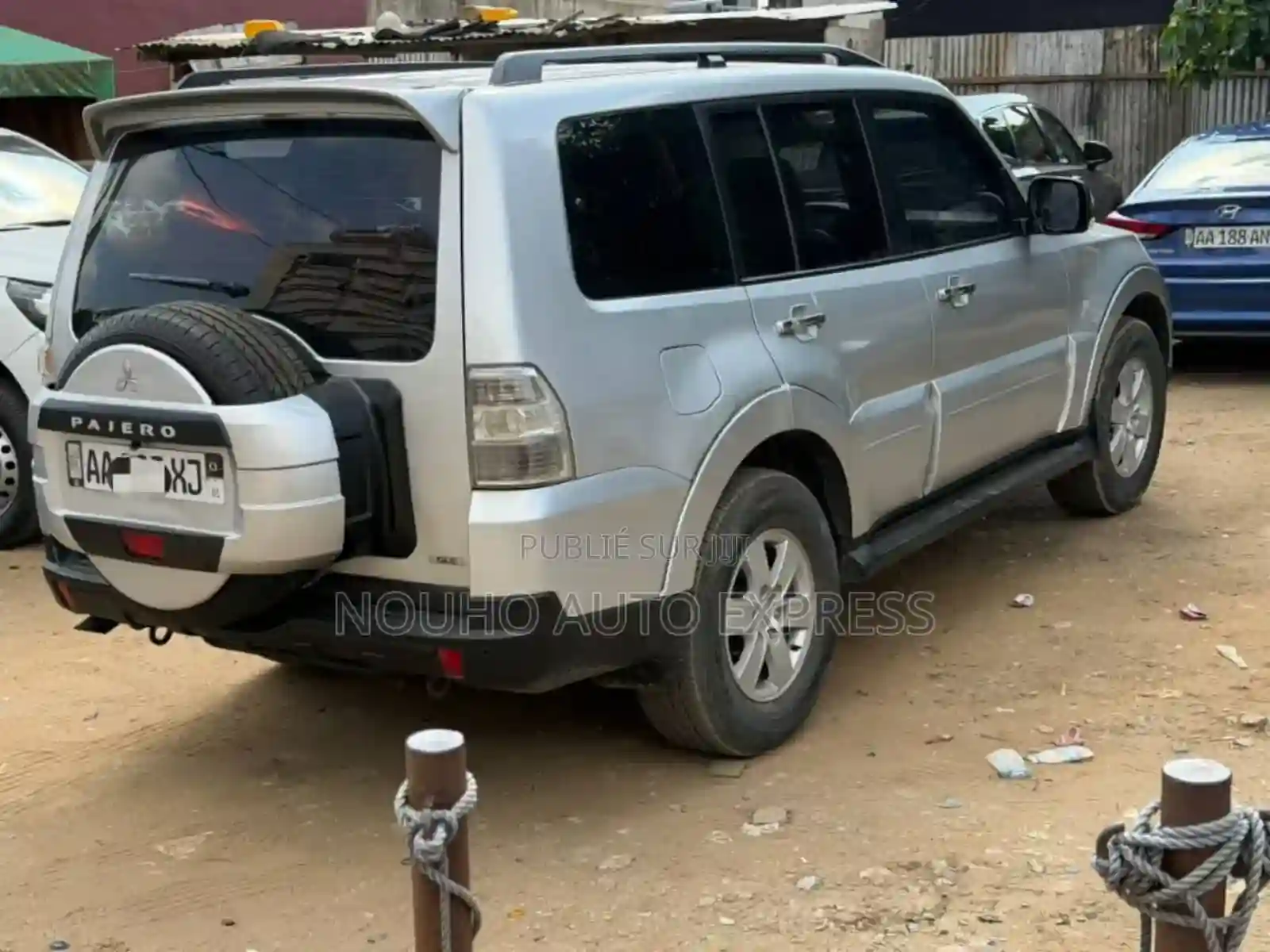 Mitsubishi Pajero 2013 Blanc - Vue 4
