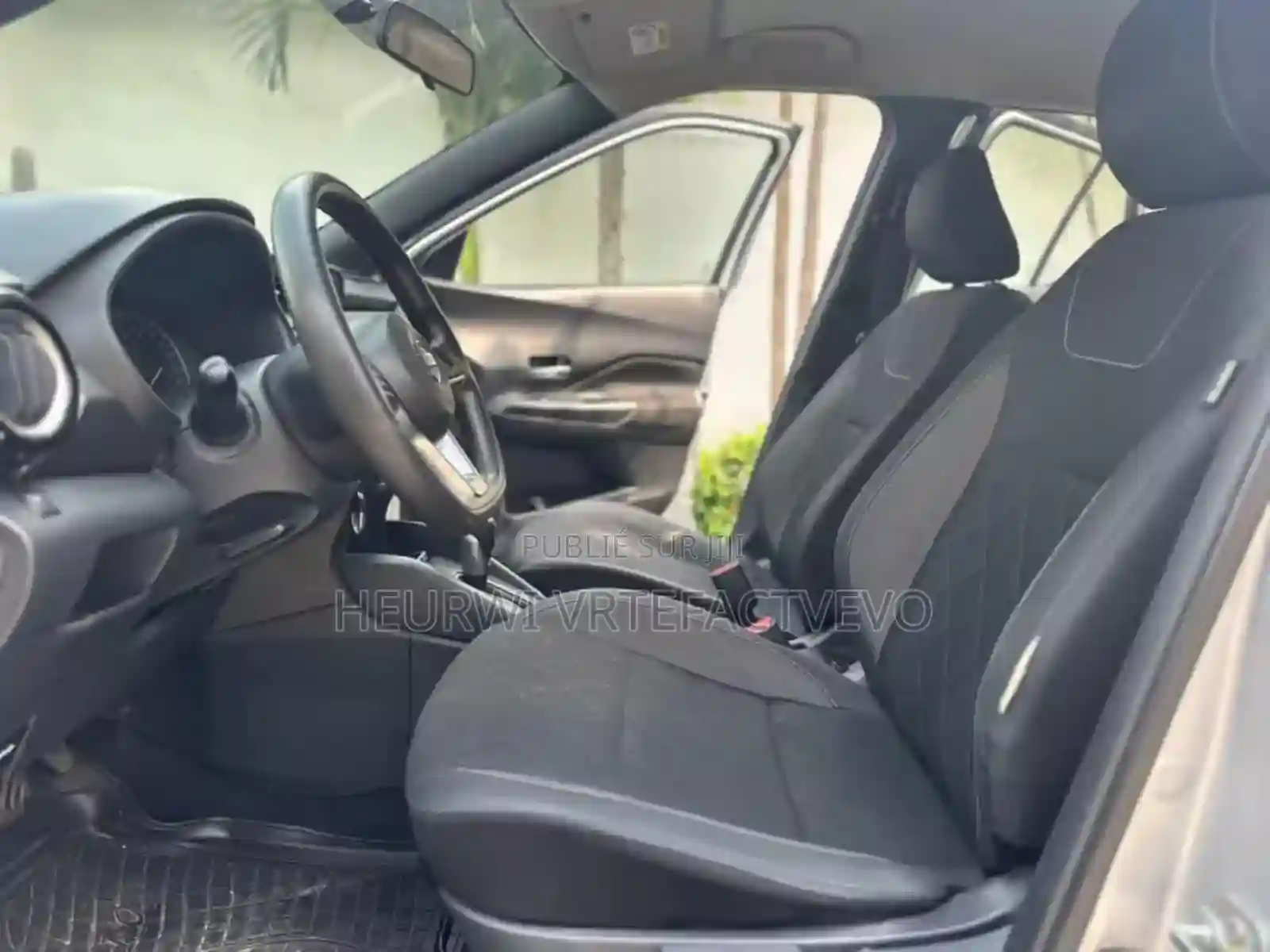 Nissan Kicks S 2019 Gris - Vue 6