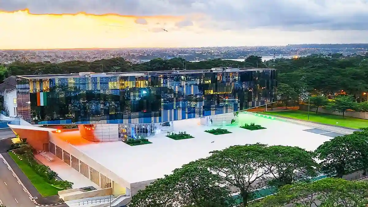 appartement de 03 pièces meublés dans la commune du plateau, Abidjan - Vue 3