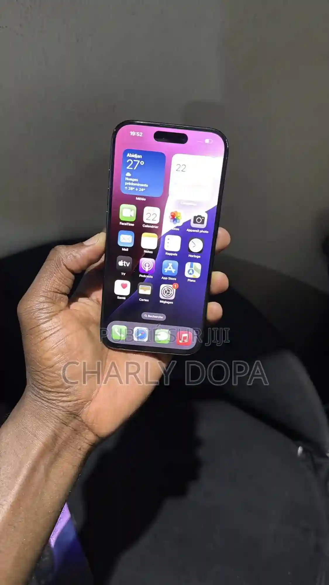 Pomme Iphone 15 Pro 256 GB Bleu - Vue 2