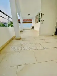 9chbre Duplex Dans Coulibaly Ismael Cocody à Vendre
