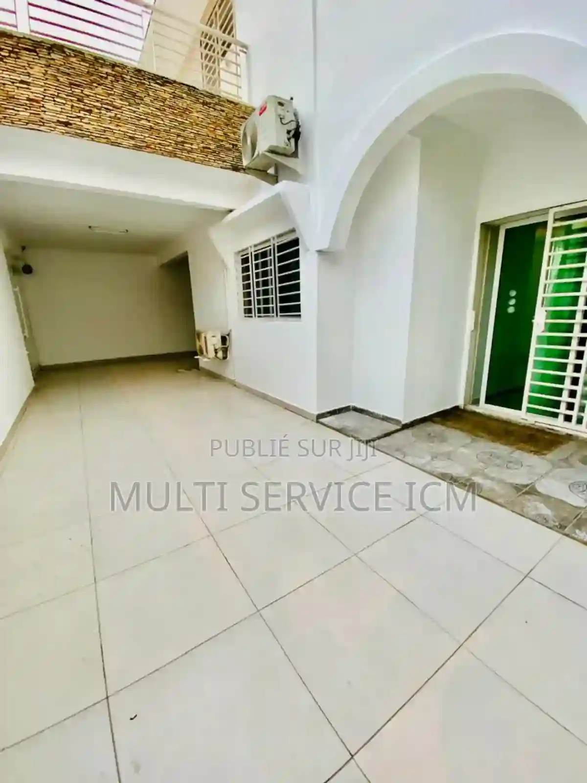 9chbre Duplex Dans Coulibaly Ismael Cocody à Vendre - Vue 2