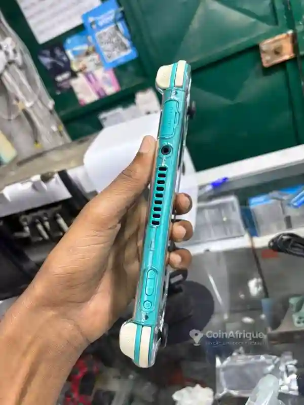 Nintendo Switch Lite - Vue 2