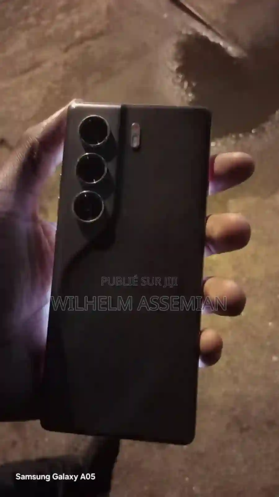 Tecno Camon 40 256 GB Black - Vue 1