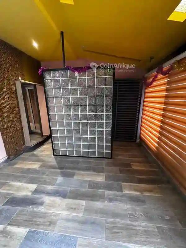 Vente Appartements 4 Pièces - Treichville - Vue 4