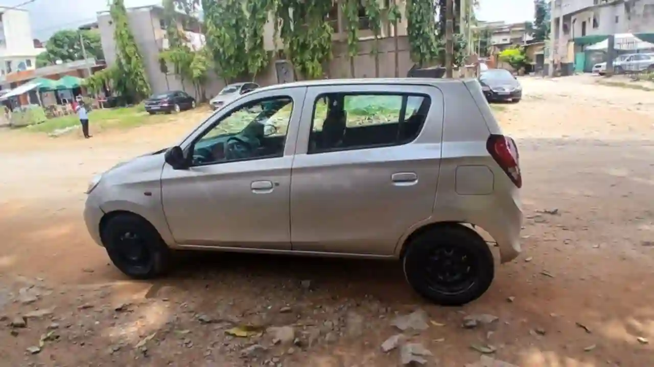 SUZUKI ALTO EN VENTE  - Vue 3