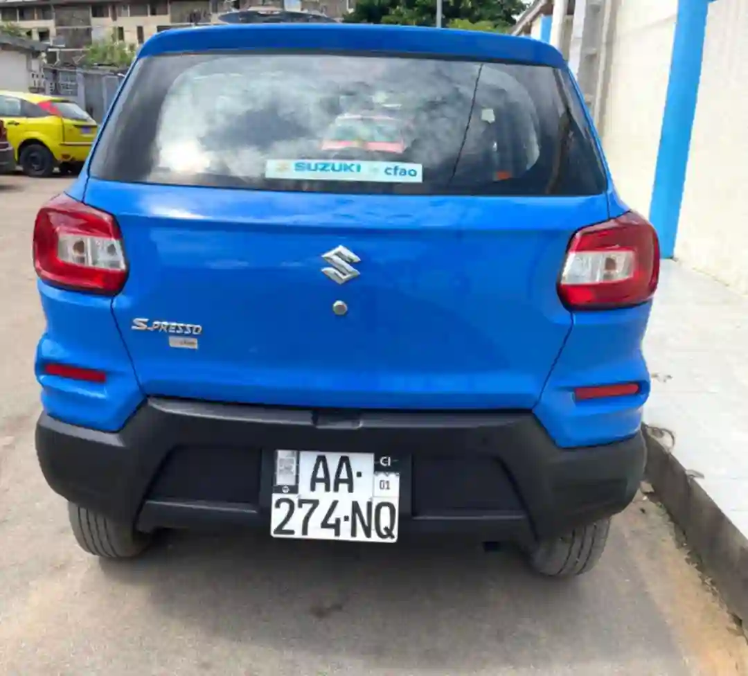 Suzuki Expresso 2025  - Vue 3
