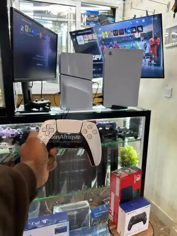 Playstation 5 Pro Slim FAT - Vue 1