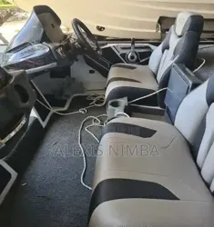 Bateau Skeeter Plaisance Vitesse Et Sportive Pêche à Abidjan