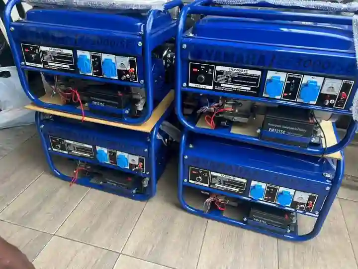 VENTE DE GROUPES ELECTROGENES DE MARQUE YAMAHA .