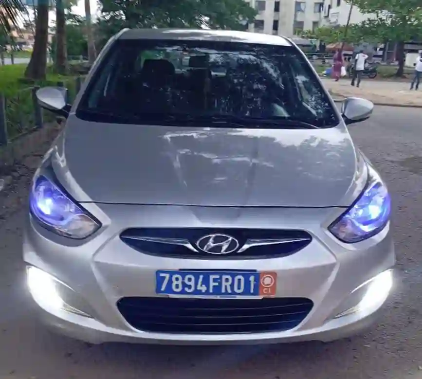 HYUNDAI ACCENT EN VENTE  - Vue 2