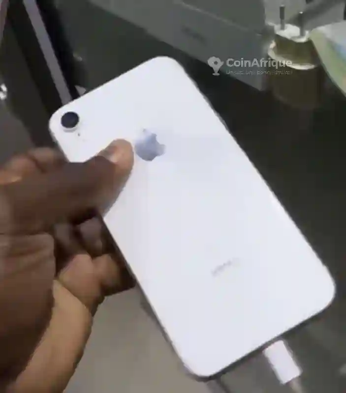 Iphone xr Sans Face id - Vue 2