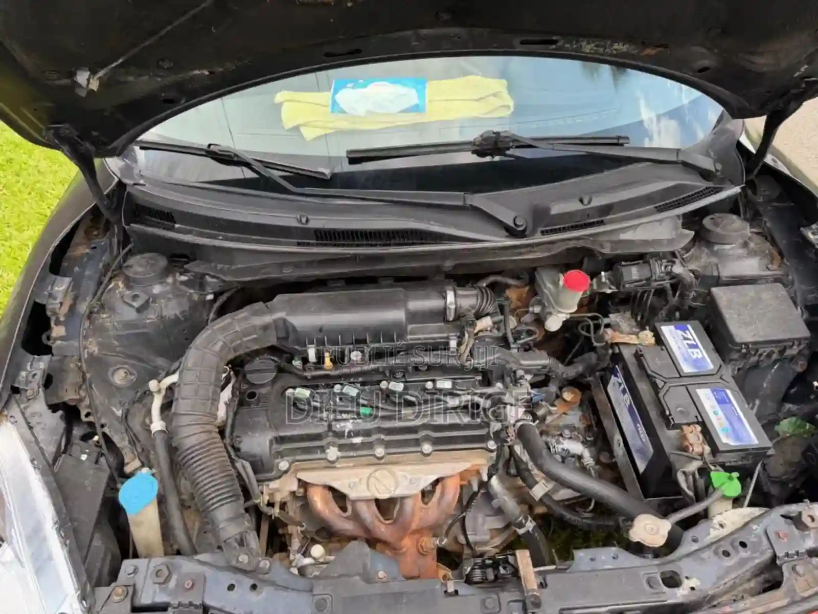 Suzuki Dzire 2023 Blanc - Vue 2