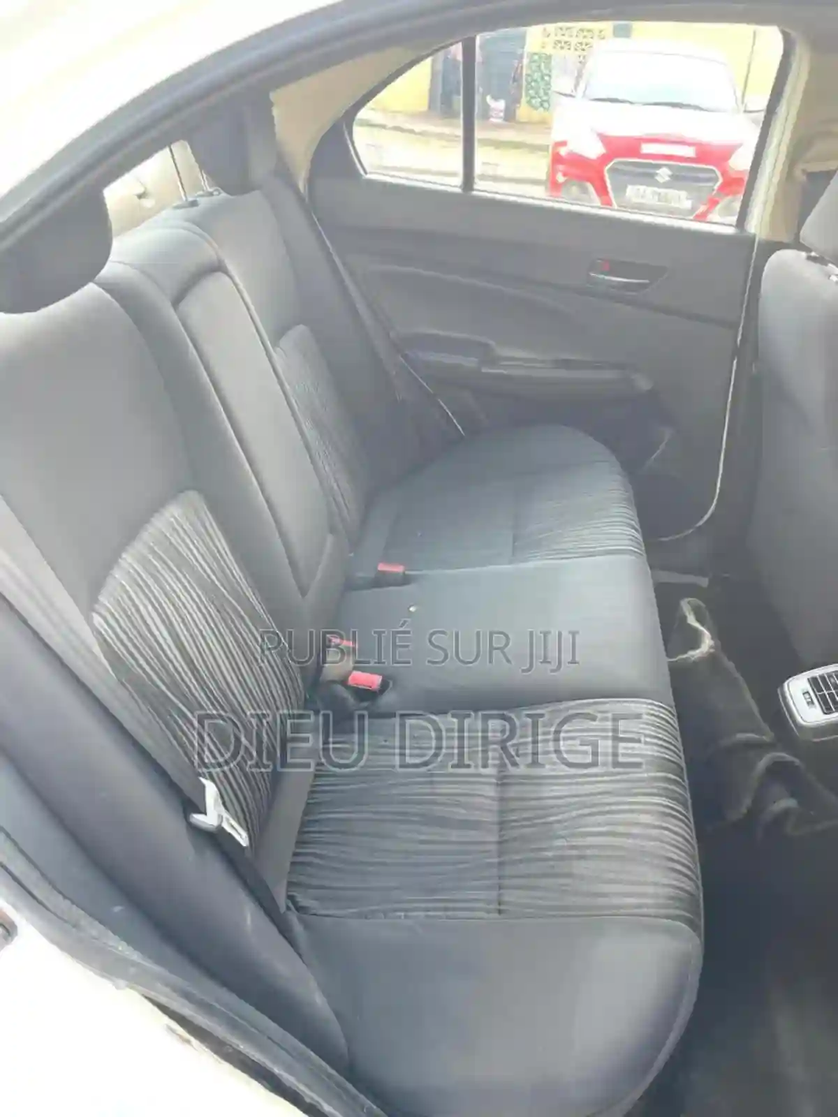 Suzuki Dzire 2023 Blanc - Vue 3